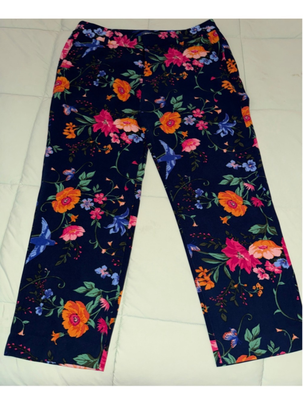 #0244 - Women's Old Navy Navy Floral Straight Leg Pants M - Picture 1 of 2